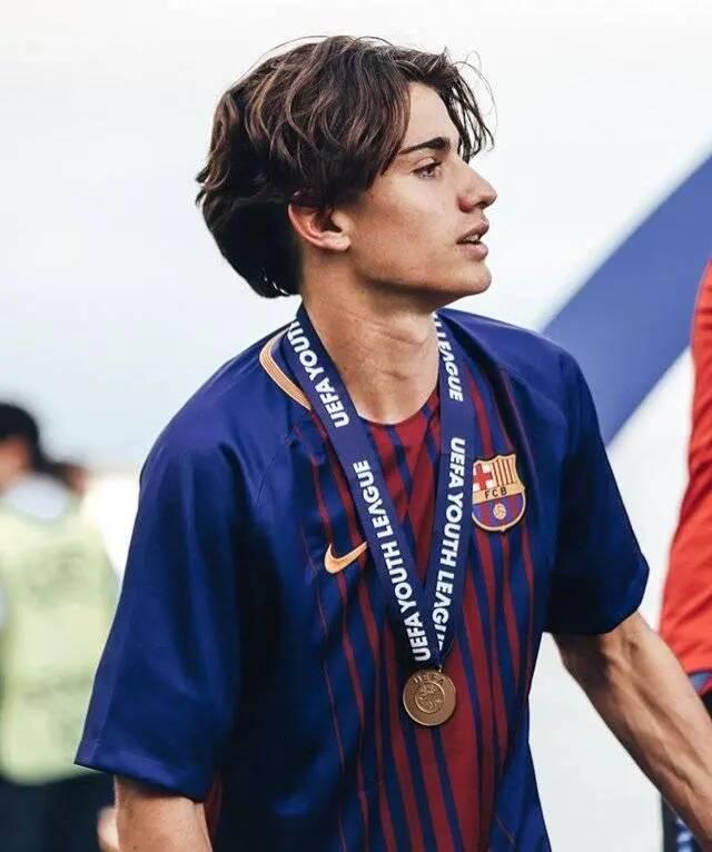 九游登录入口-冲刺阶段阿贾克斯调整名单以备国王杯，豪取连胜环节打磨，压力陡增，球队文化再被提及的简单介绍