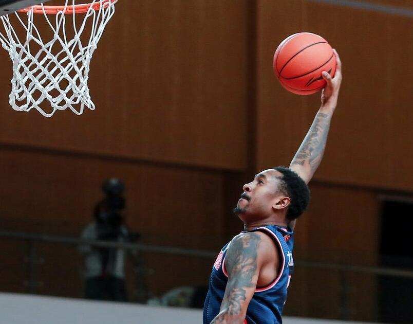 九游娱乐APP-关于风云突变！迈阿密热火赛前刷新队史纪录；CBA常规赛版图或变；质疑声仍在；医务组通报恢复的信息